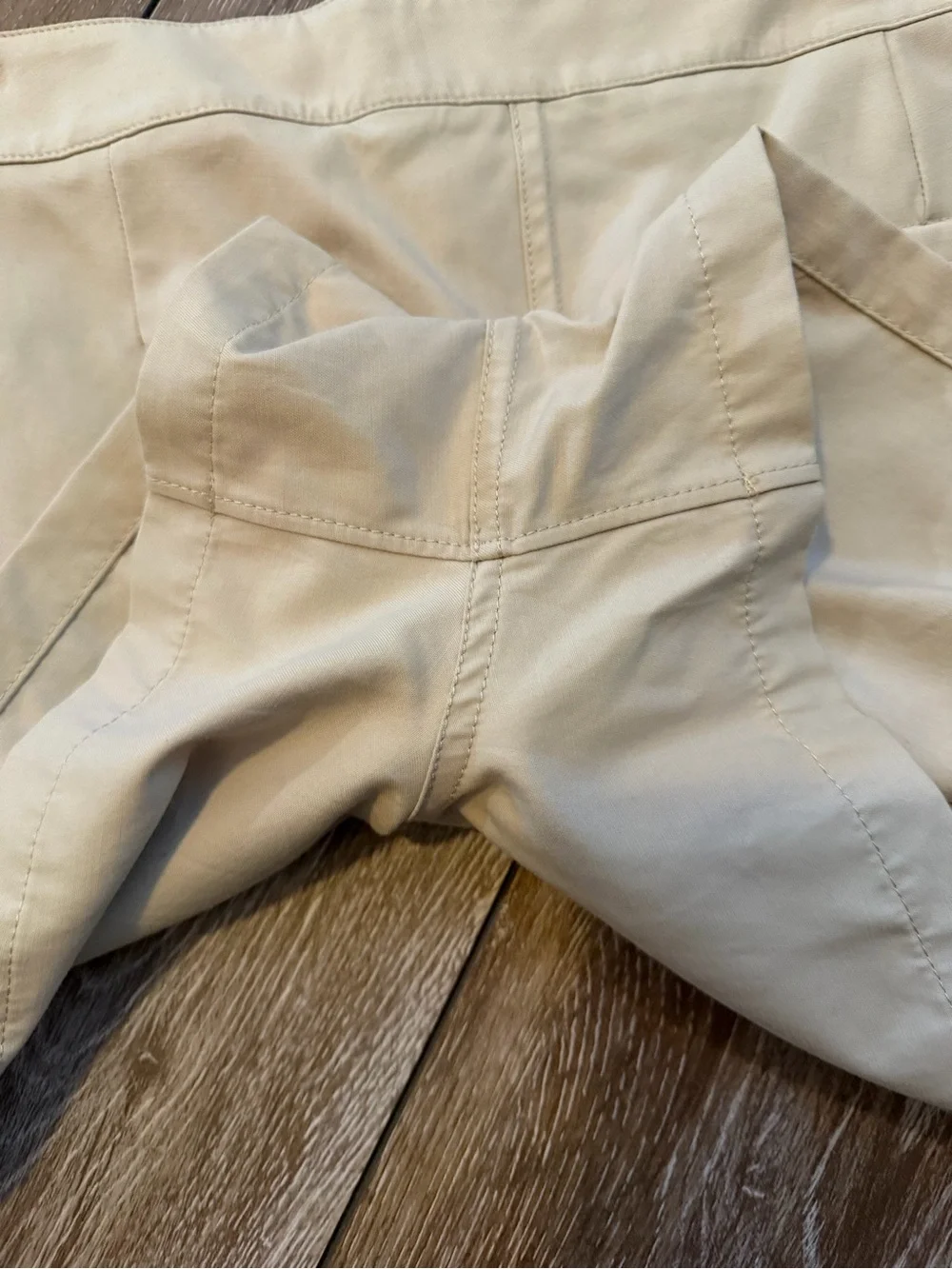 Lululemon Athletica This Instant shorts NWOT